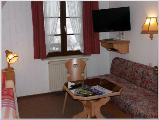 Gasthof-Pension Rotes Haus Oberwiesenthal Exterior foto